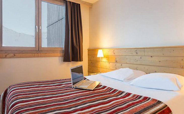 Les Gemeaux, La Plagne, Double Bedroom 5